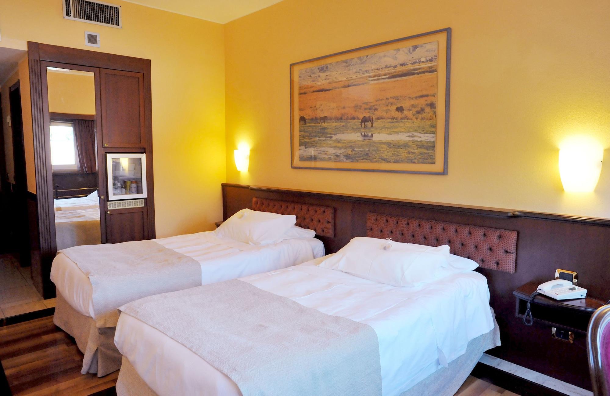 Santa Barbara Hotel San Donato Milanese Extérieur photo